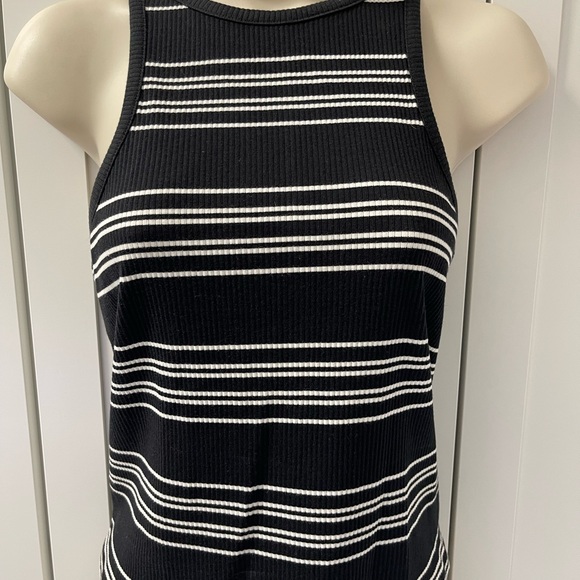NWT - J. Crew New favorite tank in striped vintage, Medium - Picture 10 of 12